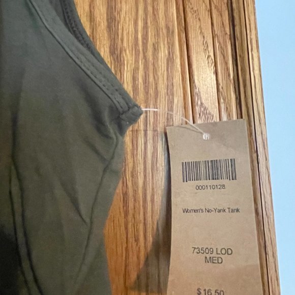 Women's No-Yank Tank - NWT - Picture 5 of 6